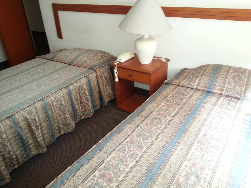 Hotel Regency Lima Zimmer foto
